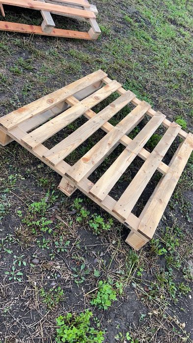 Vand paleti intregi sau taiati