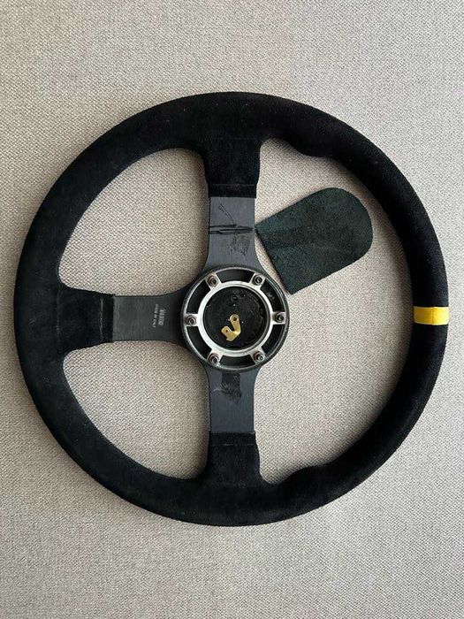 Volan din piele sport MOMO Italy Ferrari / MOMO Steering Wheel Leather / NOU / Diametru 35