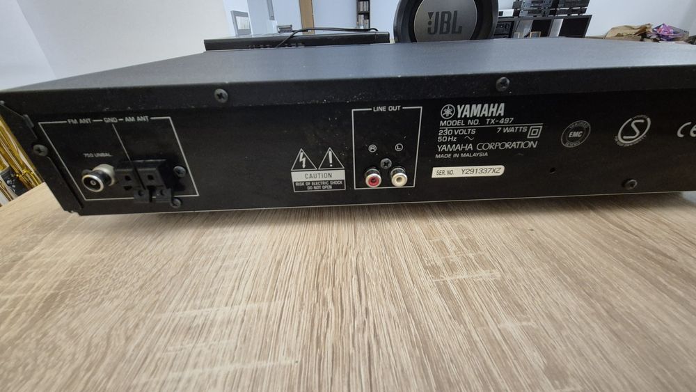 Tuner audio  Yamaha TX-497 -stare impecabila ,receptie excelenta – hi-fi