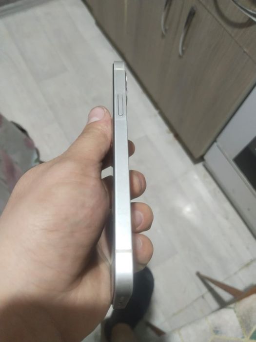 Продается Iphone 12