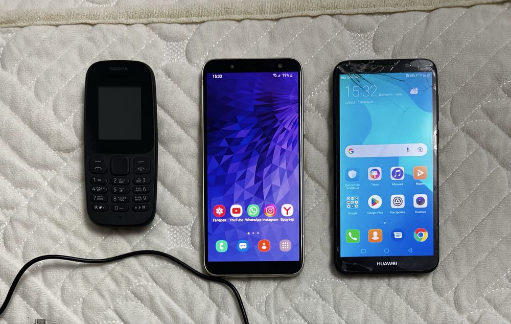 Продам смартфоны и телефон срочно