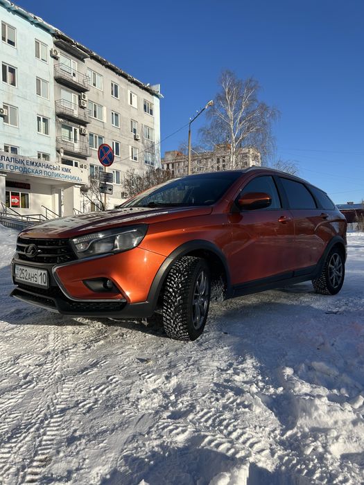 Продам Ладу Весту СВ Кросс