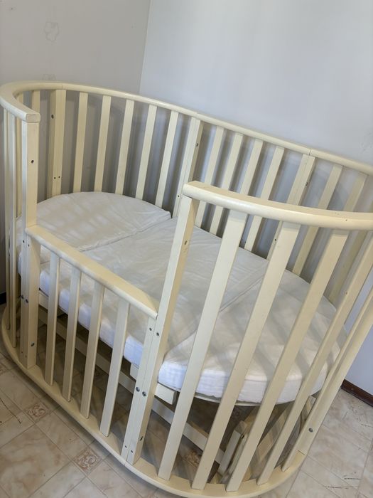 Продам детскую кровать трансформер