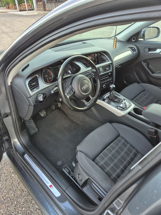 Audi A4 B8.5 Facelift 2.0 TDI 150 CP S line – Întreținută, stare foarte bună