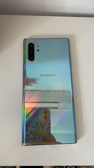 Samsung Note 10 plus радужный