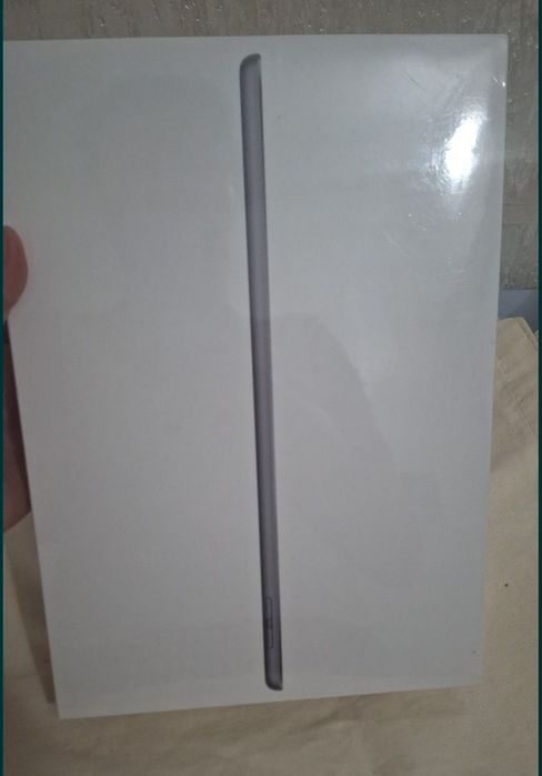 Продаю новый Ipad, 256GB, 9th generation,