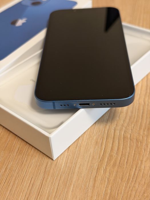 Iphone 13 Blue 128GB +подарък