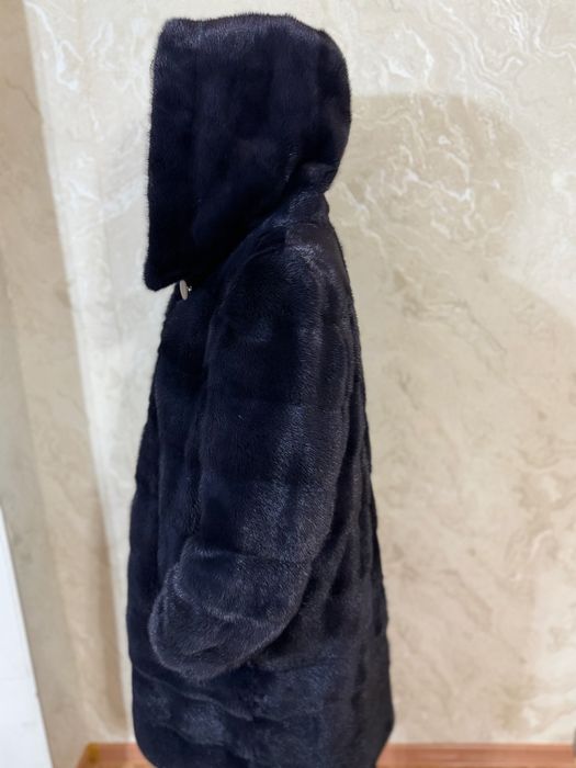 Продам норковую шубу и пальто