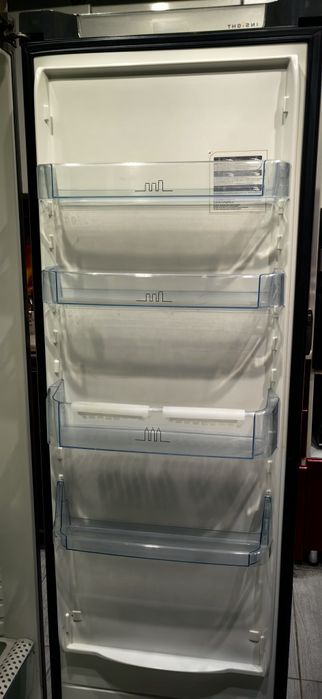 Продам холодильную камеру  Electrolux