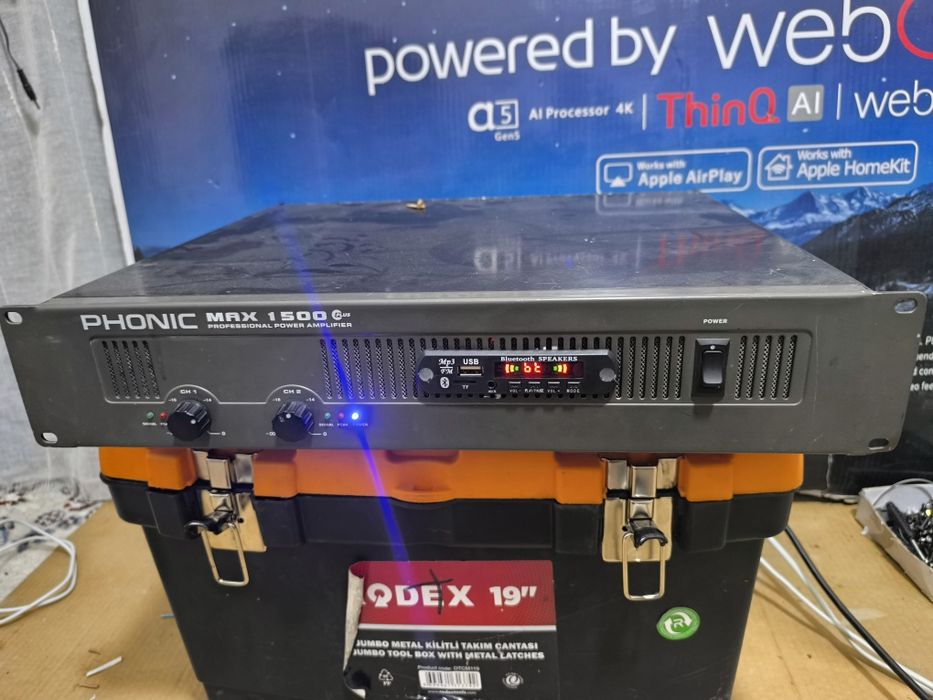 Продам Усилитель Мощный эстрадный PHONIC MAX 1500