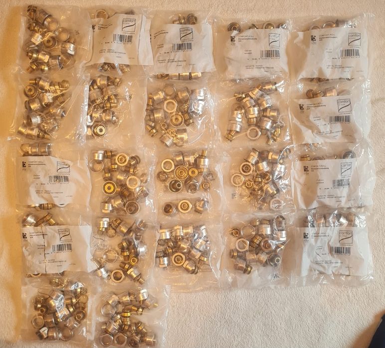 Fitinguri , racorduri robineți etc