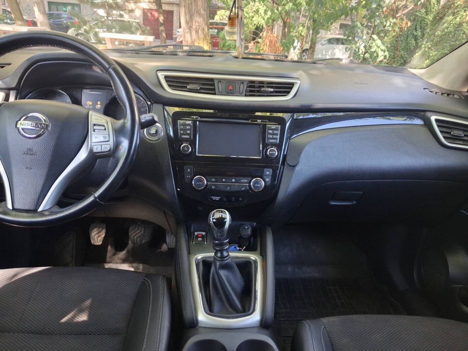 Vând Nissan Qashqai