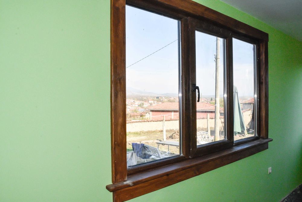 Шпакловка и боядисване