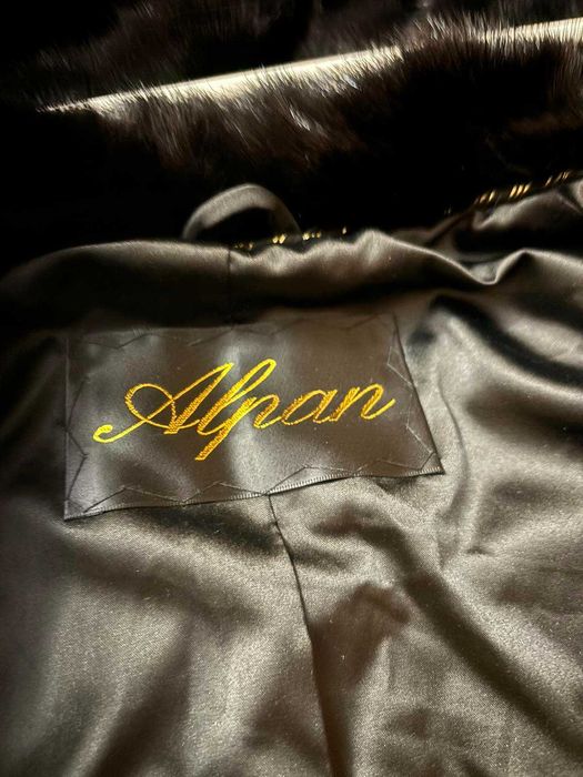 Нова норкова палто трансформър от Гърция