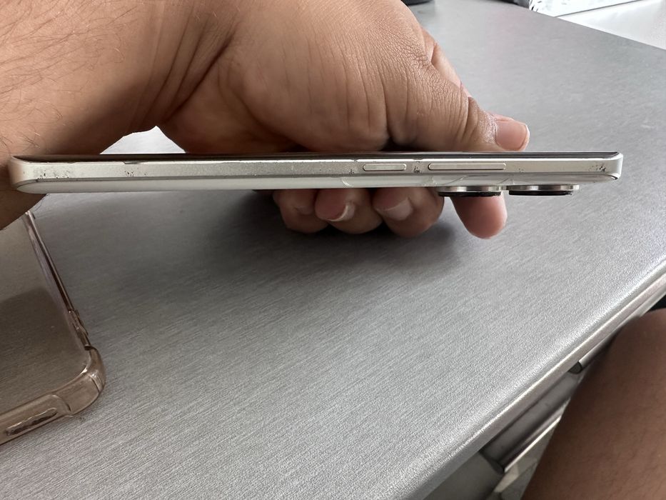 Xiaomi note13pro plus 12gb ram