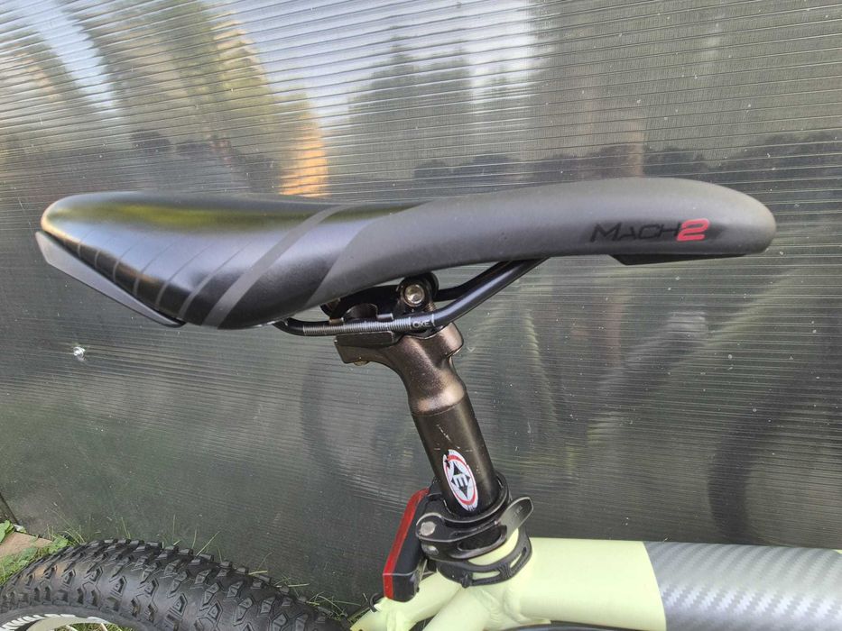 MTB Cube LTD PRO, 26inch, 27v, cadru M-L, culoare deosebita