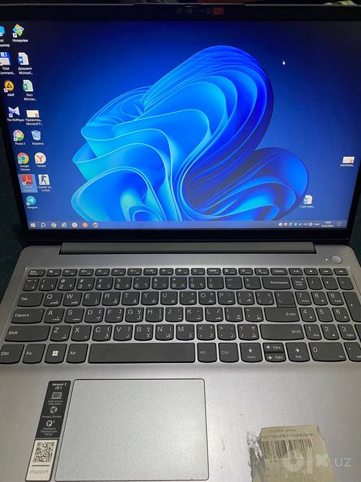 Lenovo kompyuter noutbok