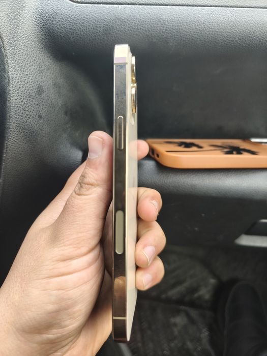 Продам Айфон 12 pro max 128 gb