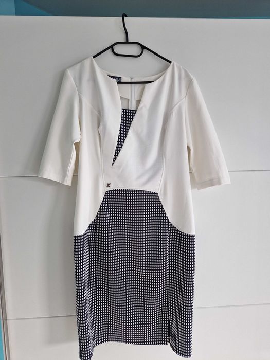 Елегантна рокля КАМИ