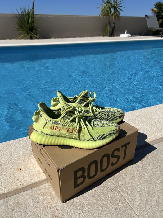 Yeezy Boost 350 V2 Semi Frozen Yellow