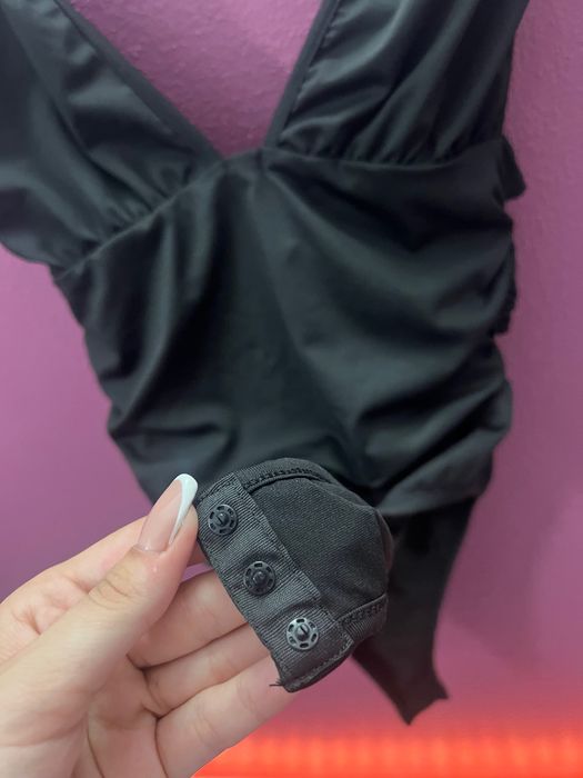 Елегантно черно боди