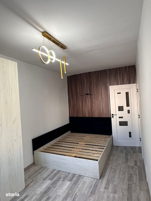 De vanzare apartament tip duplex,3 camere si 2 balcoane, renovat,etj 1