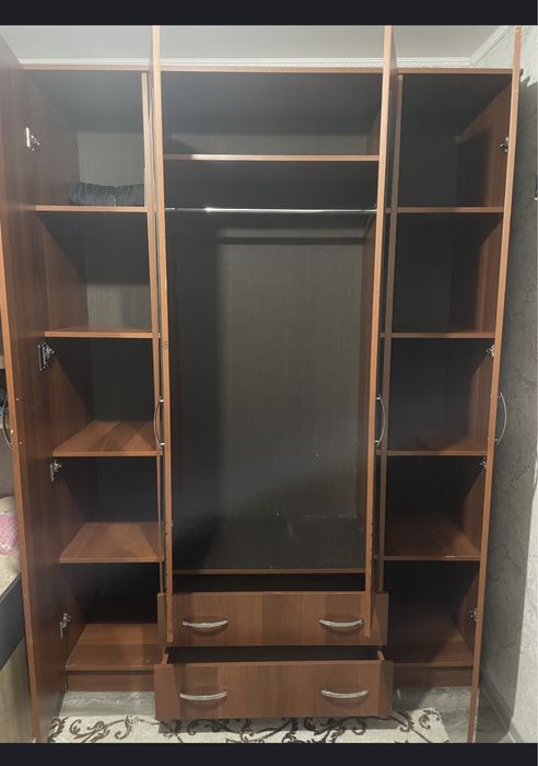 Продам шкаф 50000 тенге