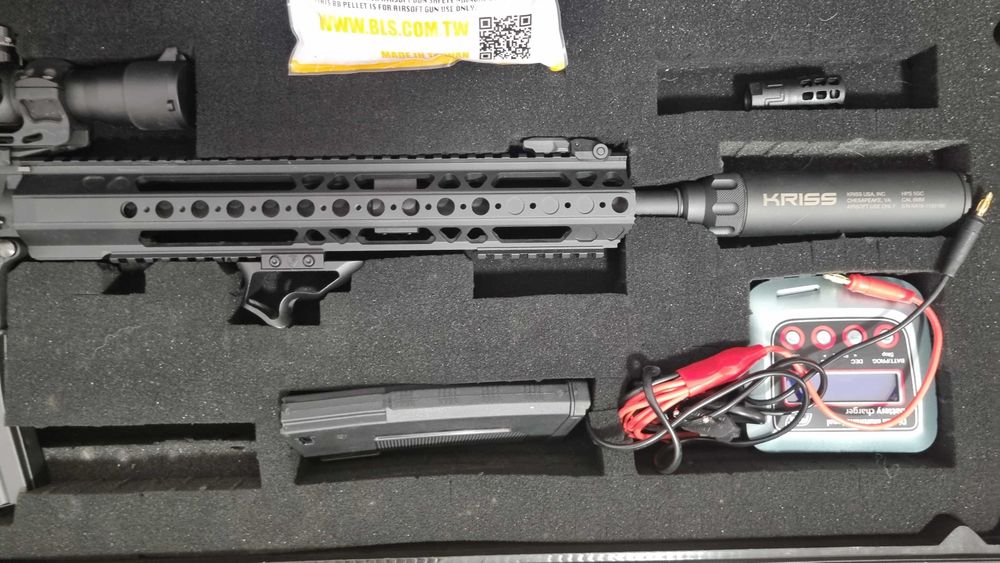 KRYTAC Trident MK2 SPR-M Premium + LPVO 1-6x + Accesorii + Cutie rigidă+ accesorii