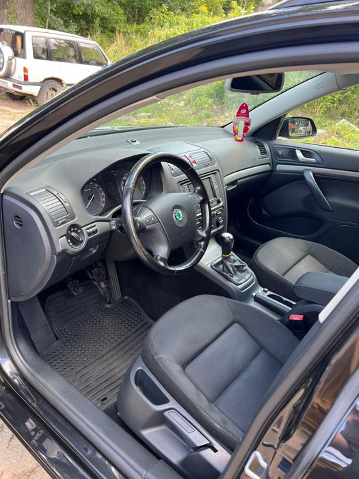 SKODA Octavia 2006 — imagine 3