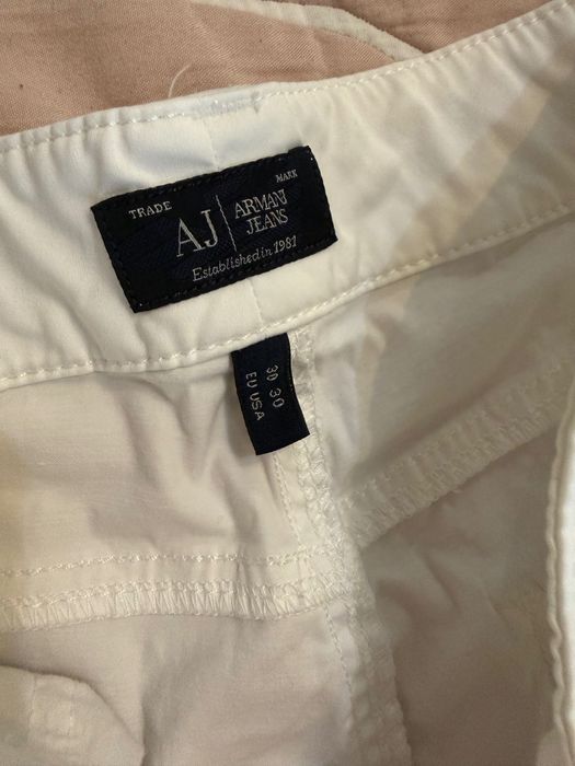 Armani Jeans панталон EU 30 M