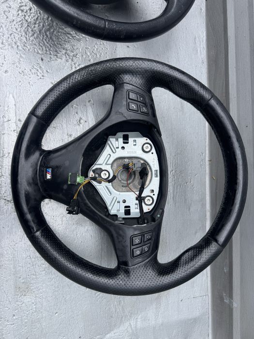М волан БМВ Е90/ Е91/ Е92 (m volan bmw e90)