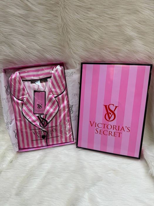 Pijamale Victoria’s Secret