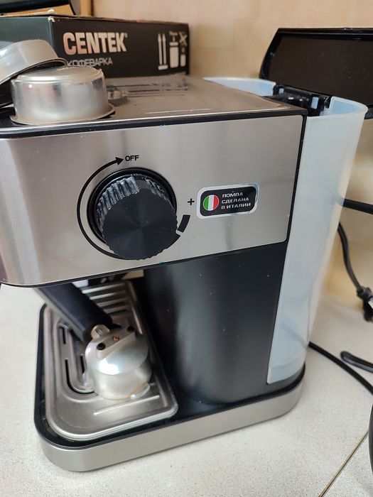 Кофеварка рожковая.