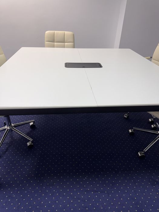 Masa de sedinte / conferinta 8 persoane alba 140x140 Ikea