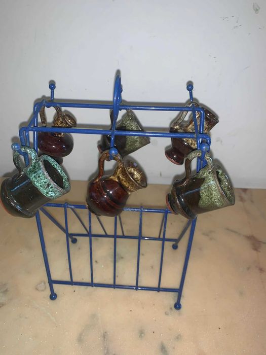 Set de sase paharute tuica din lut cu suport