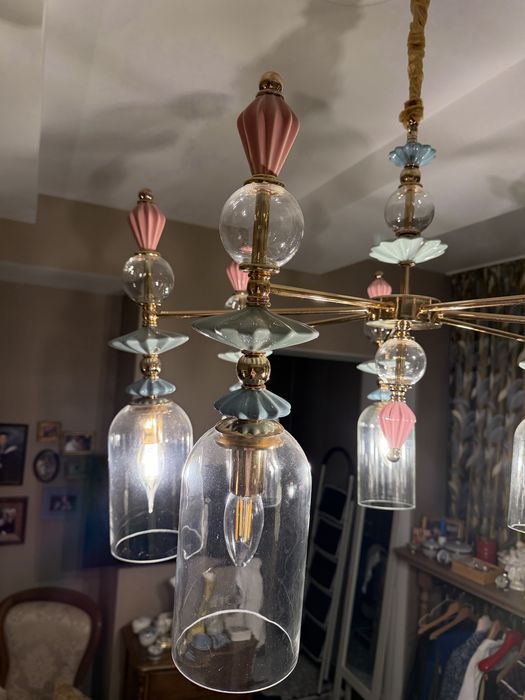 Продам 7 рожковую люстру