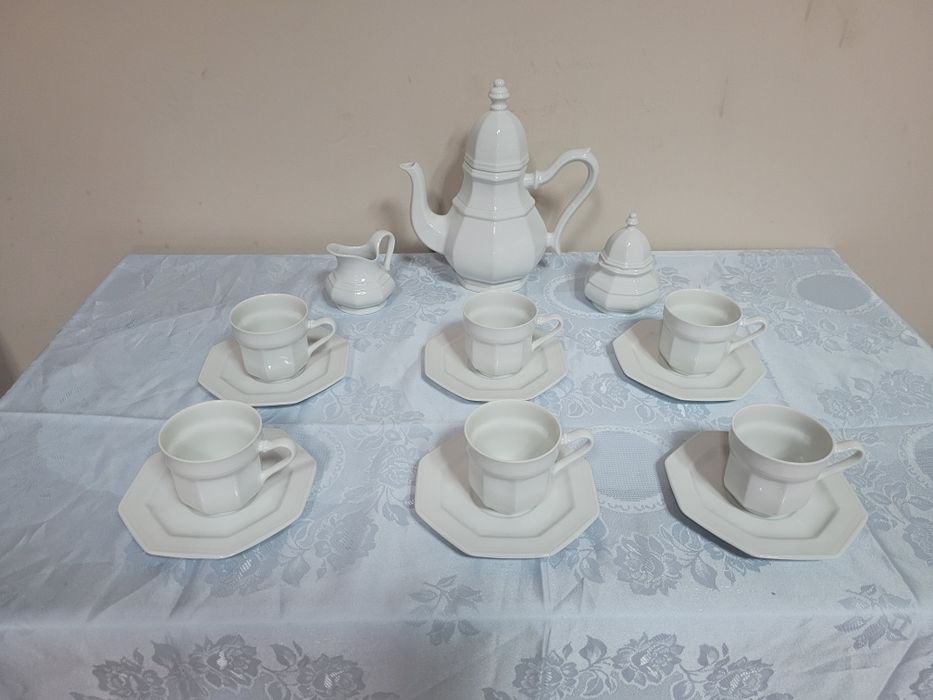 НАМАЛЕН Порцеланов сервиз GALLO