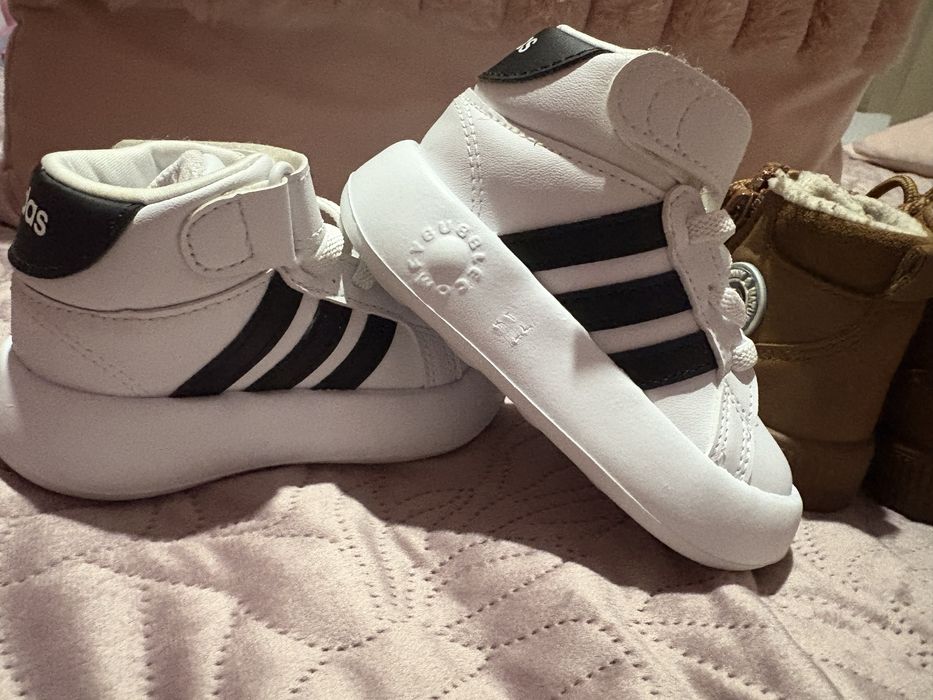 Зимни обувки Adidas и кубнки