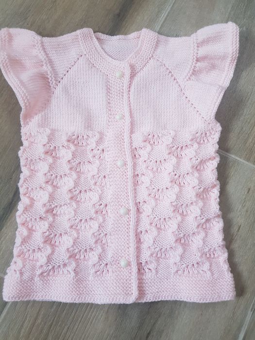 Чисто ново!Ръчно изработено елече.