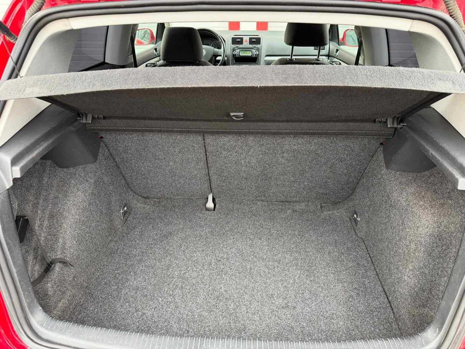 VW Golf 1.4I 2008г.