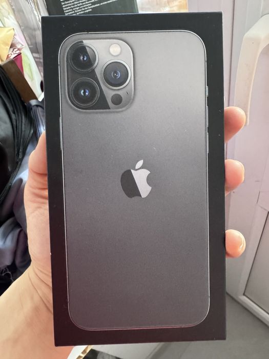 Продам Iphone 13 Pro Max 256 Гб