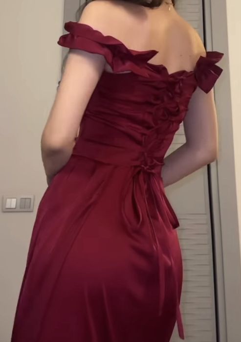 Продается вечернее платье