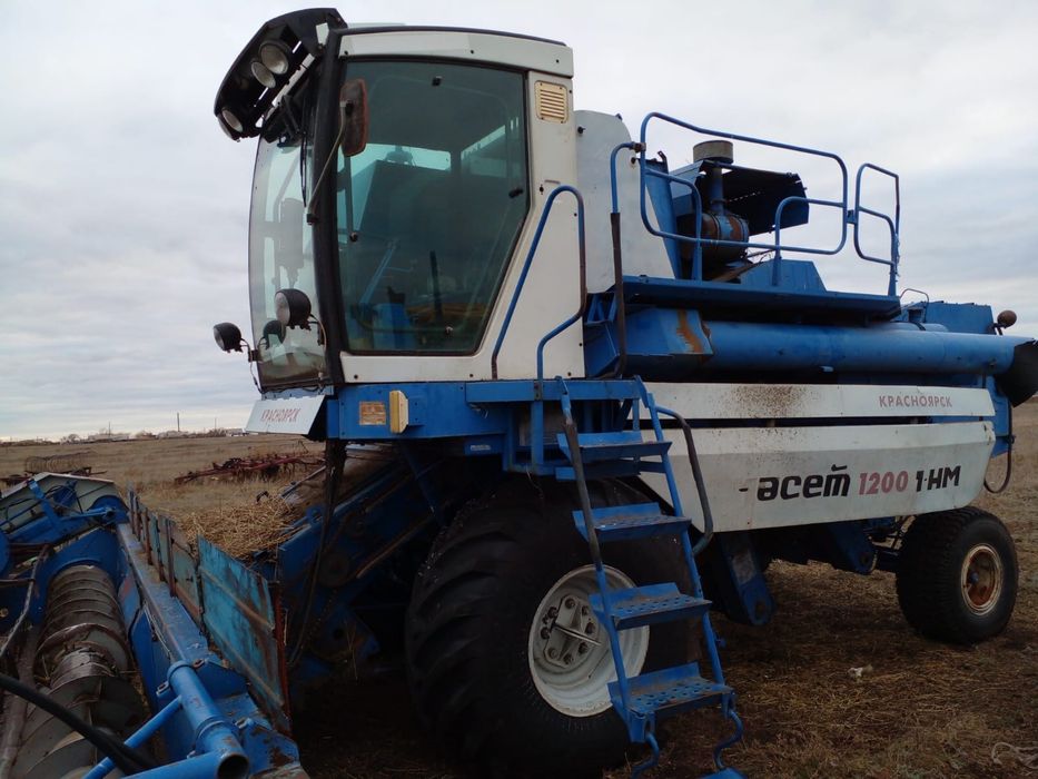 Продам комбайн енесей гидроход жатка 7 м