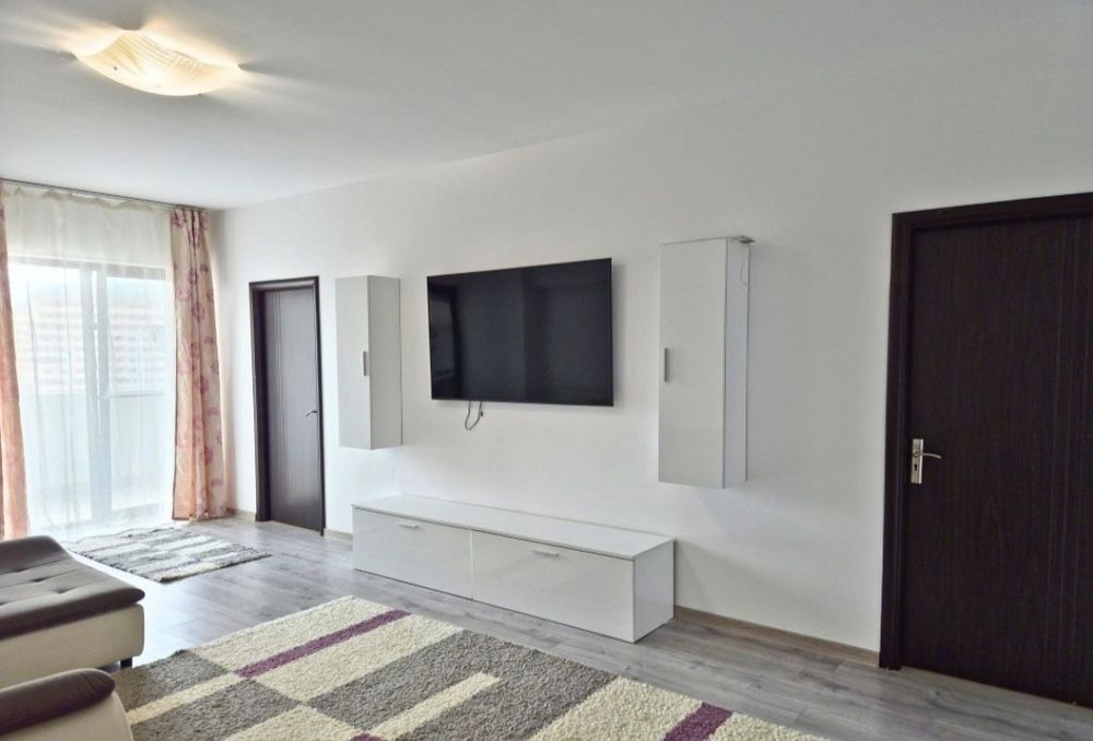 Vând apartament 3camere kaufland Valcea
