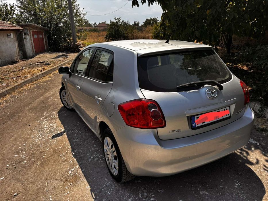 Toyota Auris 2010 – Бензин, Отлично състояние, 139 480 км