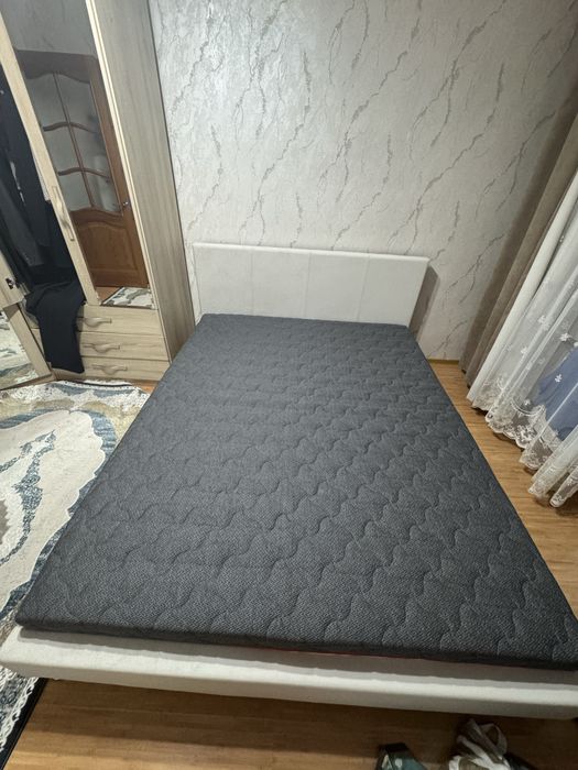 Кровать для спальни