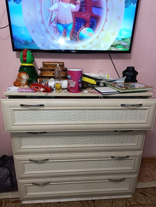 Спальный гарнитур