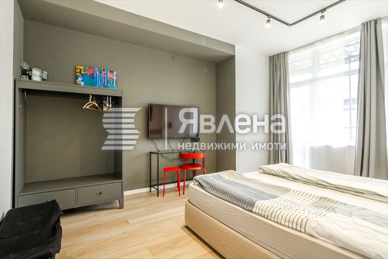 Продава се Многостаен апартамент в София, Център - 154 кв.м за 3747 €/кв.м - Снимка #5