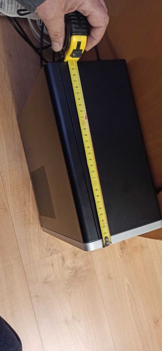 Продавам компютьр HP Pavilion Desktop TP01