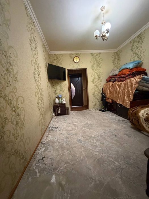 Продается 2/1/4 Юнусабад Ташгрес , ориентир Микрорайон базар,не торец